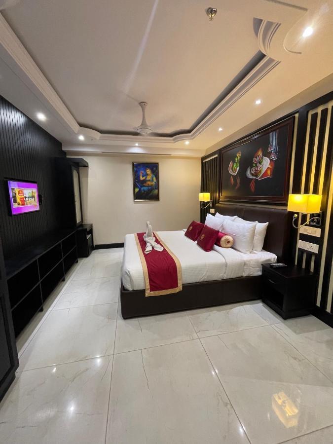 Hotel Sajjoys Varkala