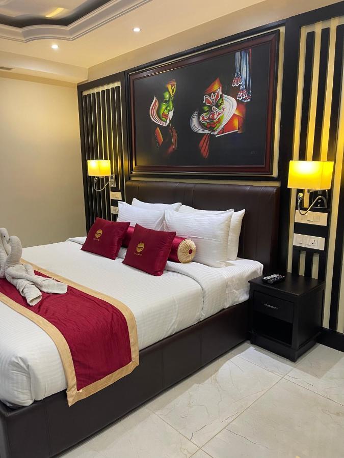 Sajjoys Hotel